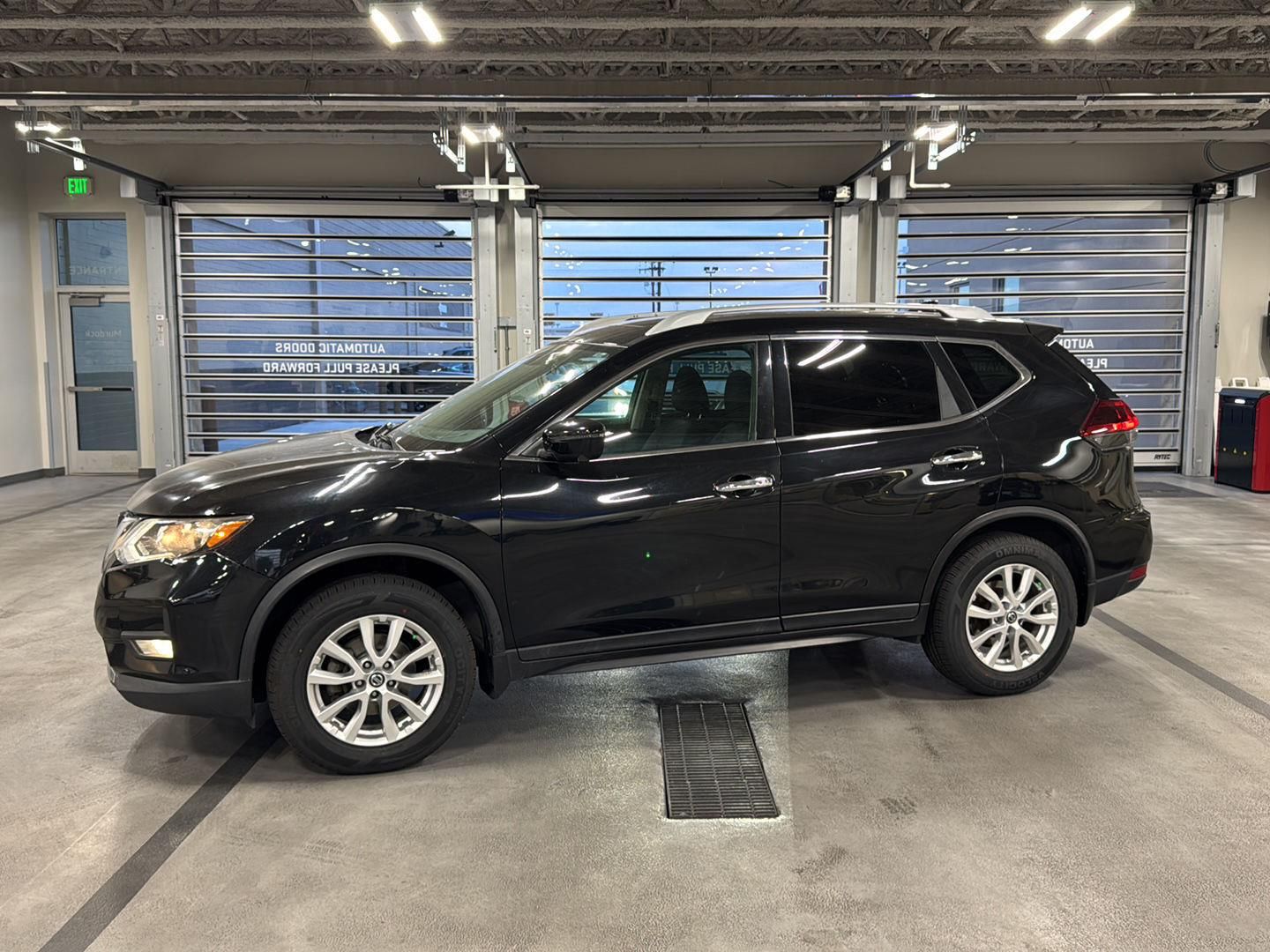 2018 Nissan Rogue SV