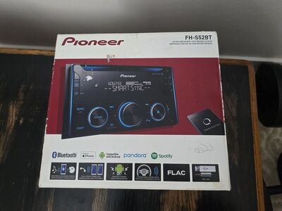 Pioneer head unit