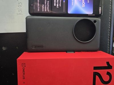 OnePlus 12 512GB Smartphone with Case and Original Box