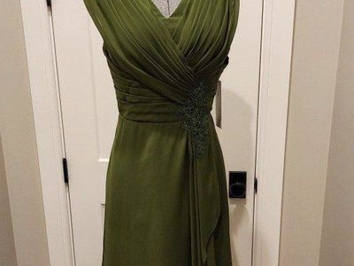 Elegant Green Corset-Back Dress NWT