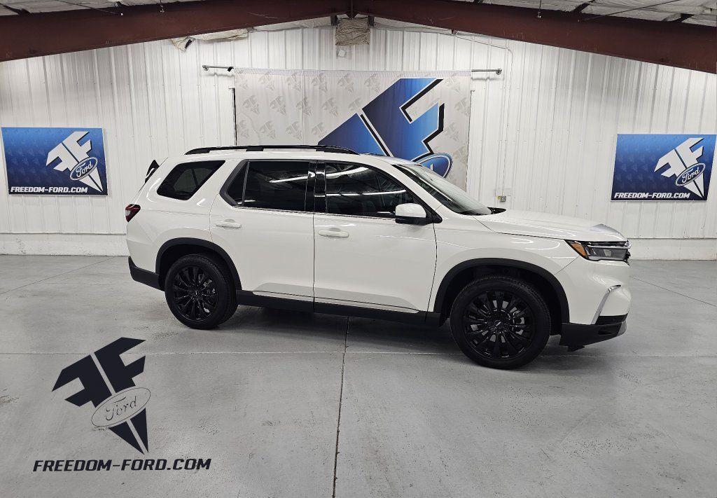 2024 Honda Pilot Touring