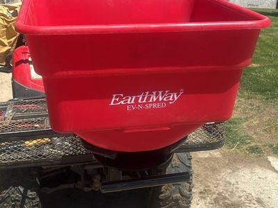 Earthway fertilizer spreader