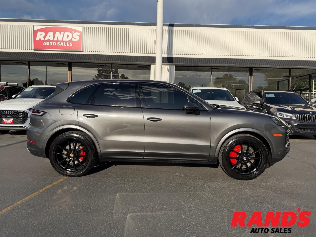 2024 Porsche Cayenne Base