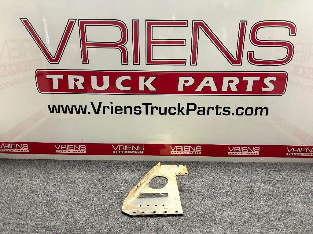 Kenworth Right Crossmember