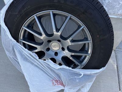 Practically new 18" MB Wheel 5x114.3 5x4.5 off Subaru Ascent 265/60r18