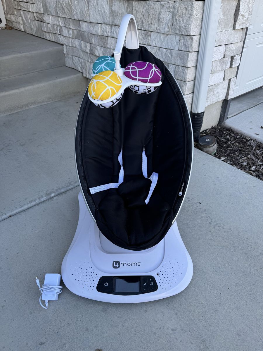 4moms mamaRoo 4 Baby Swing/Bouncer - Black w/ 5 Unique Motions & Built-in Sounds