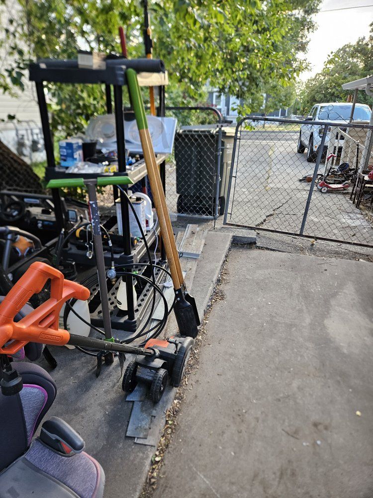 Main image 6
