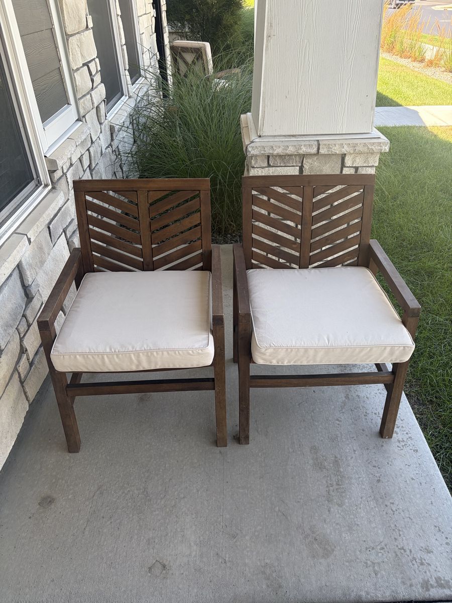 Set of 2 Patio Chairs