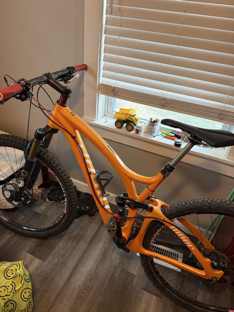 Niner Jet 9 RDO Full Suspension Mountain Bike - Orange, SRAM Components, FOX Shocks