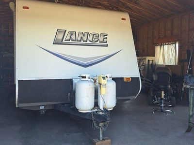 Lance 2285 travel trailer