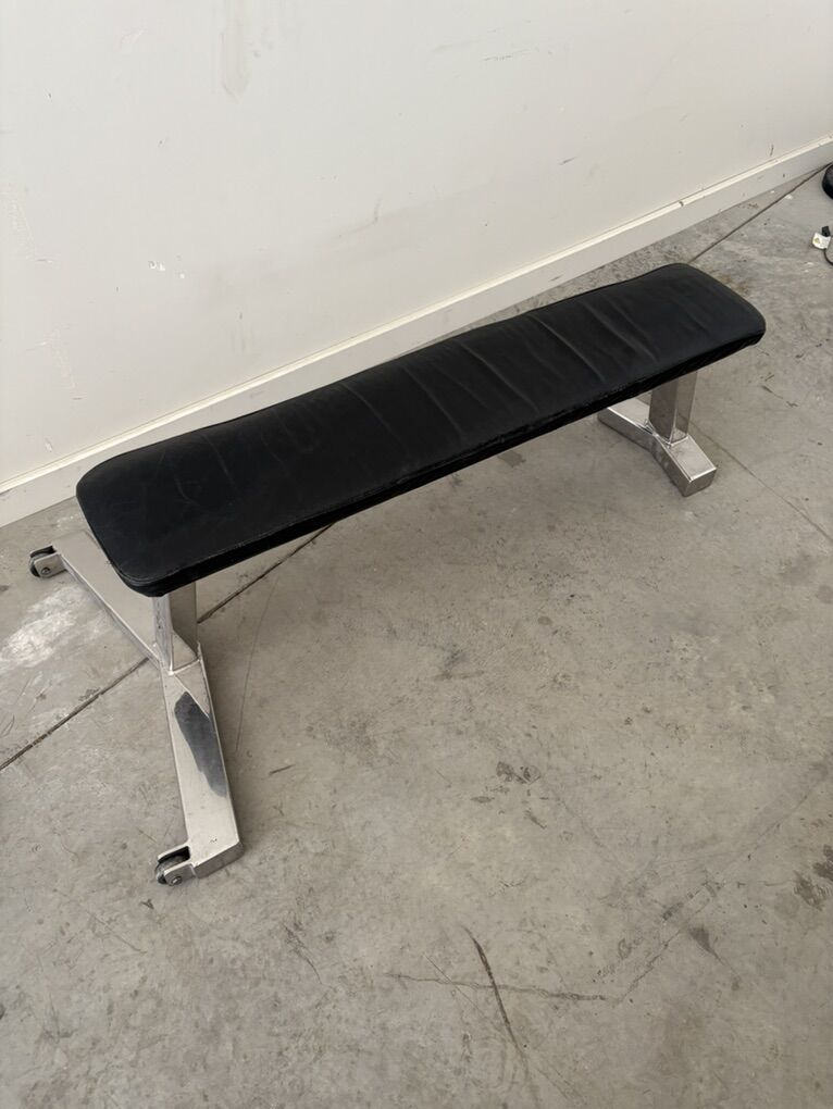 Flat Weight Bench