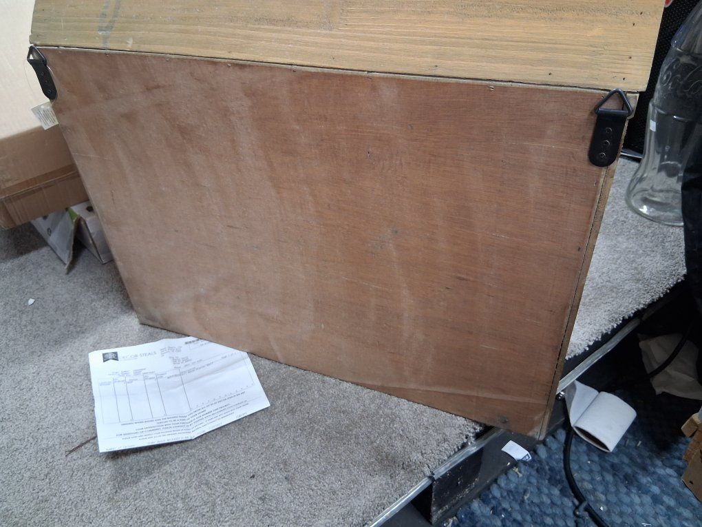 Main image 4