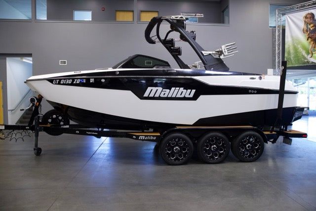 2021 Malibu M220 Boats