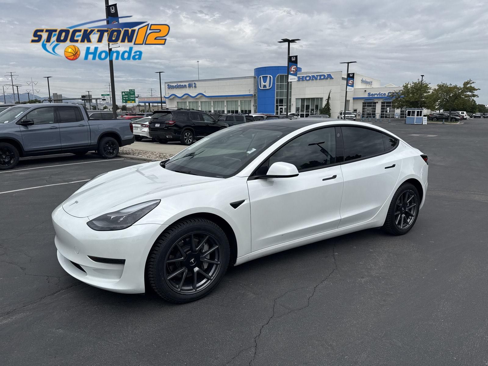 2023 Tesla Model 3 Base