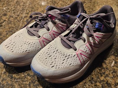 Avia All Terrain - Women's 10.5