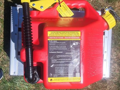 Gas can 2 gal +