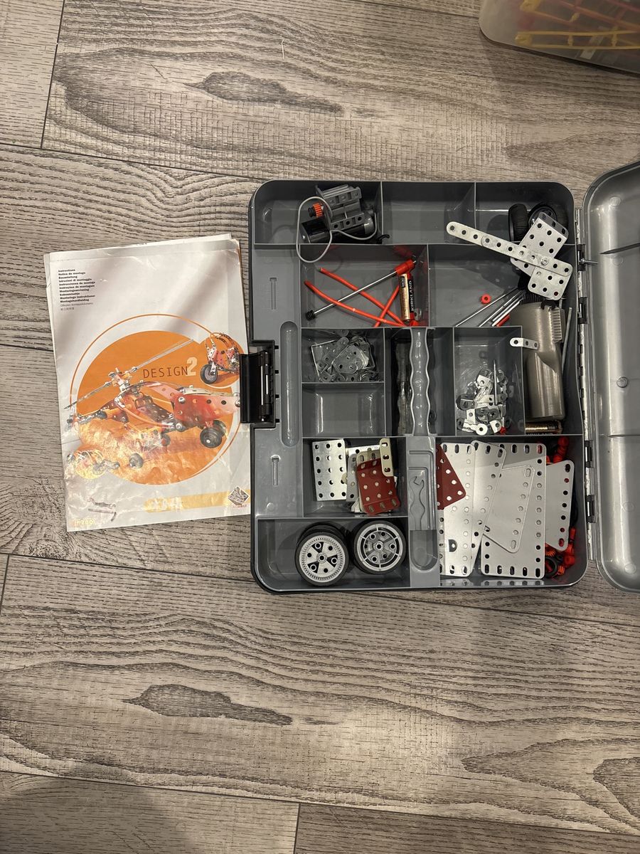 Erector play set