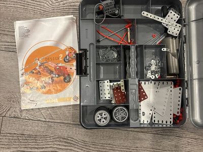 Erector play set