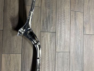 Right front bumper molding upper