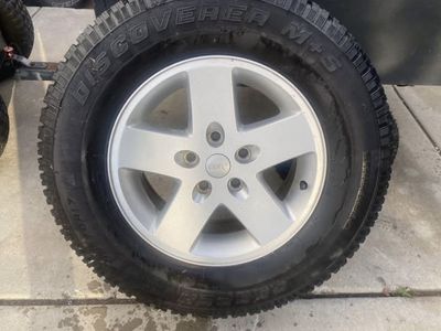Jeep Wrangler Magnesium Tires and Rims