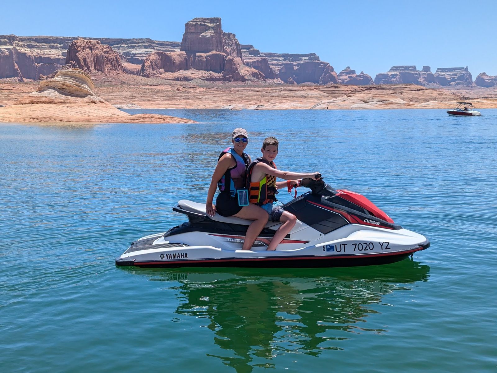 2019 Yamaha Waverunner EX Deluxe 3 Seater PWC For Rent at LAKE POWELL