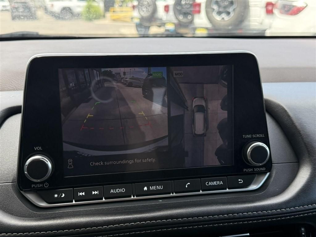 Main image 38