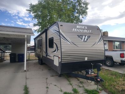 2018 Keystone Hideout 38ft Travel Trailer - Salvage Title, Sleeps 6