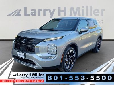 2024 Mitsubishi Outlander SE