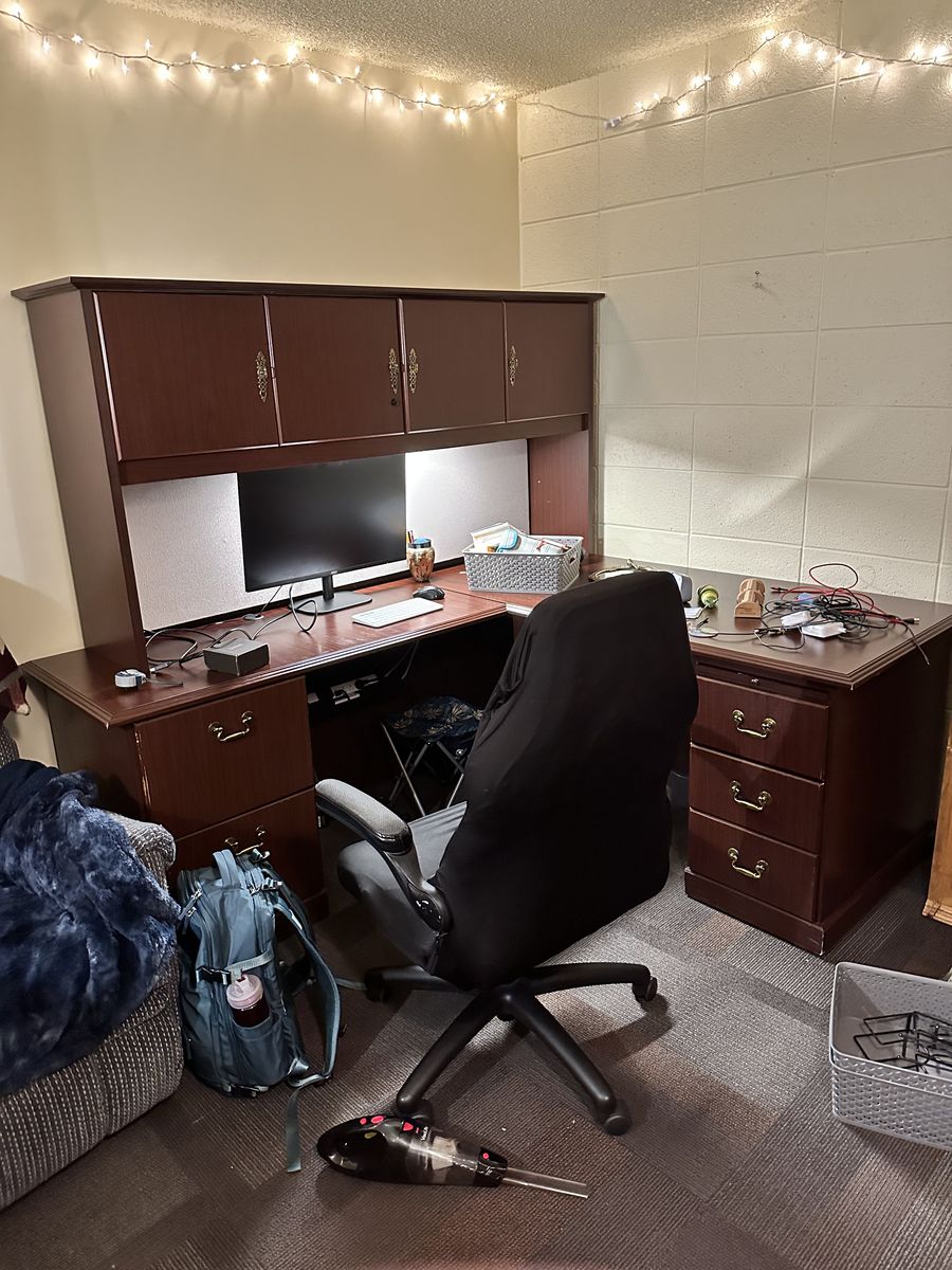 FREE L-Shaped Executive Desk with Hutch