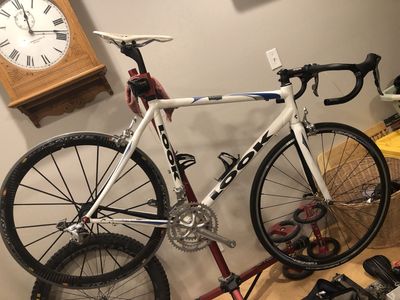 Look Carbon Fiber Road Bike with Bontrager Elite IsoZone Handlebars