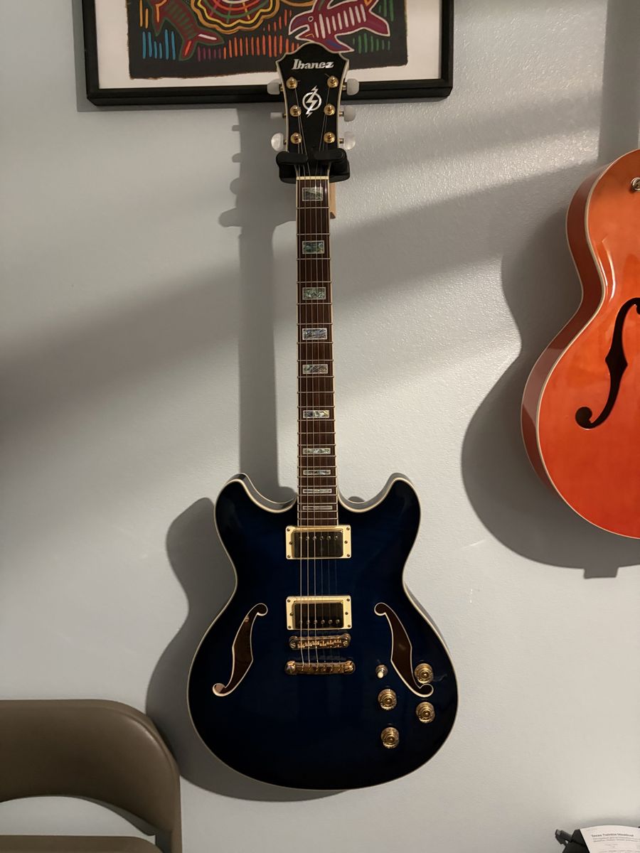 Ibanez AS 93 blue