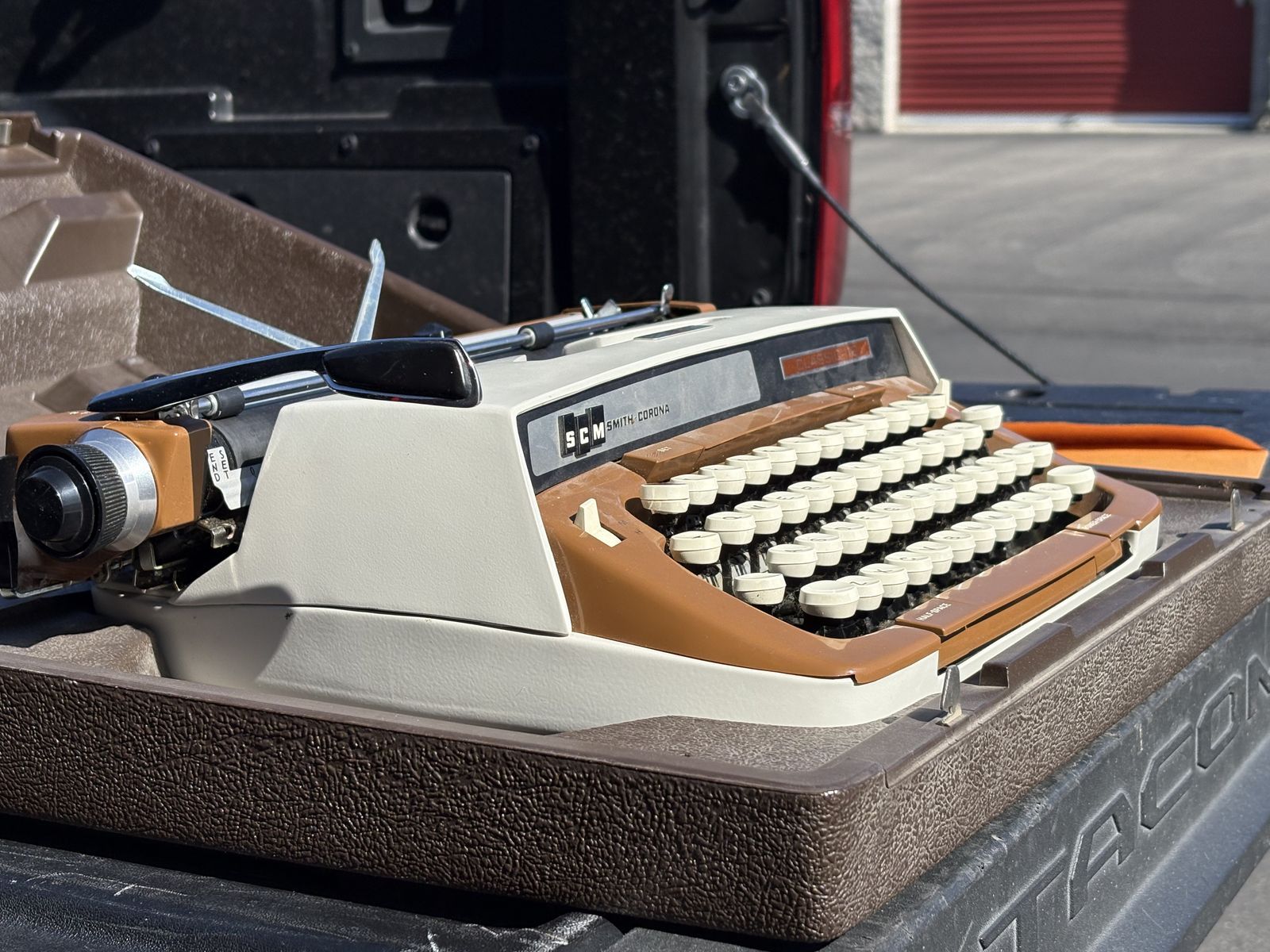 Vintage manual typewriter. Mid Century Modern styling SCM  Smith Corona Classic 12 model MCM