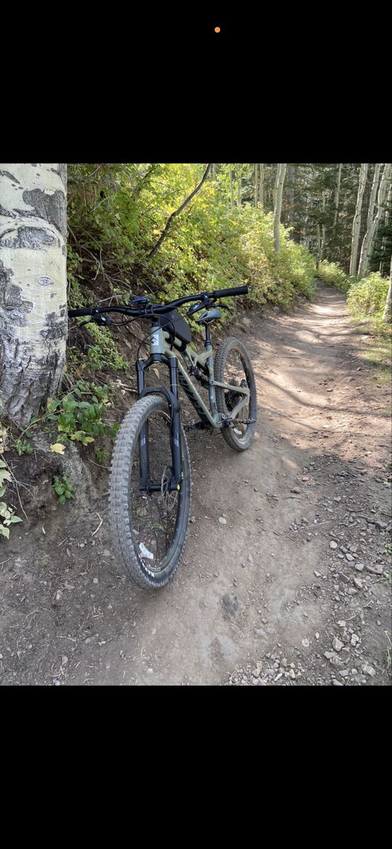 2021 Fezzari Cascade Peak MTB