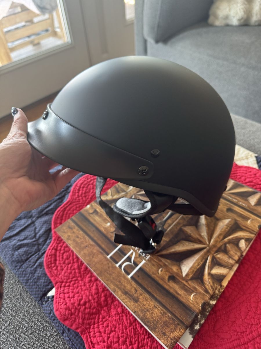 NEW Virtue MD-513 Matte Black Half Helmet DOT Certified Size L (59-60cm)