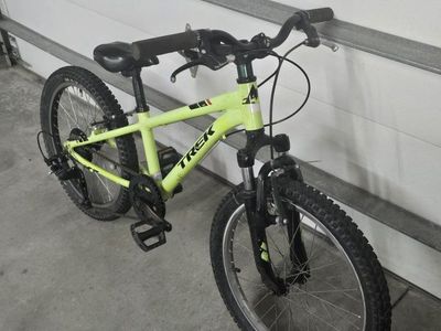 Trek Precaliber Mountain Bike Kids Youth 20 Inch Alpha Aluminum Just tuned up