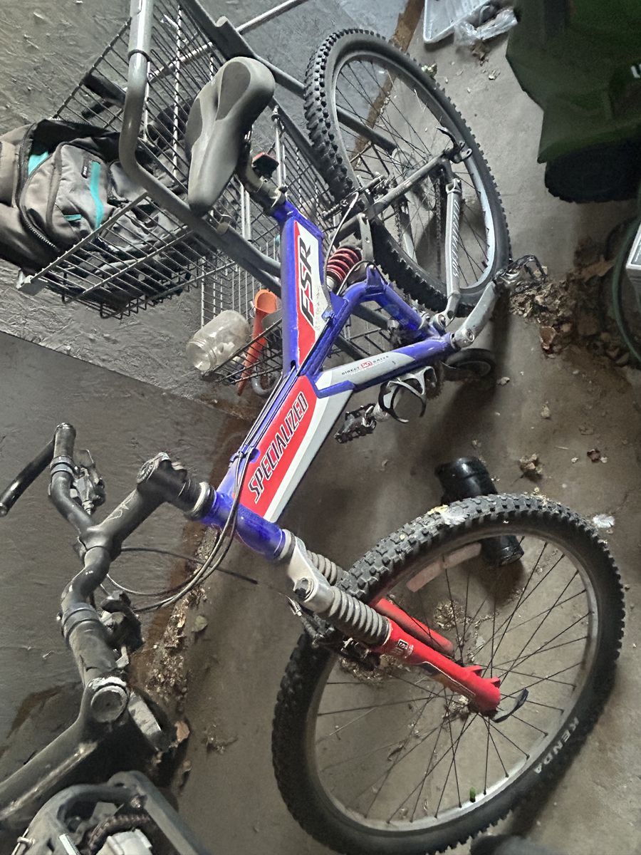 Specialized FSR Direct Drive Premium Aluminum Full Suspension Mountain Bike