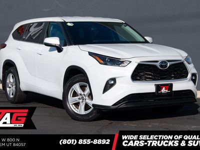 2023 Toyota Highlander LE