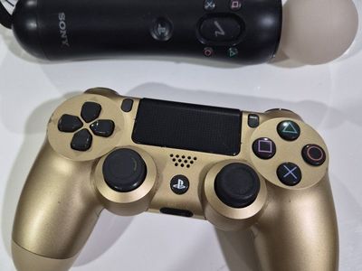 Sony PlayStation 4 DualShock 4 Wireless Controller Gold & PS Move Motion Controller Black