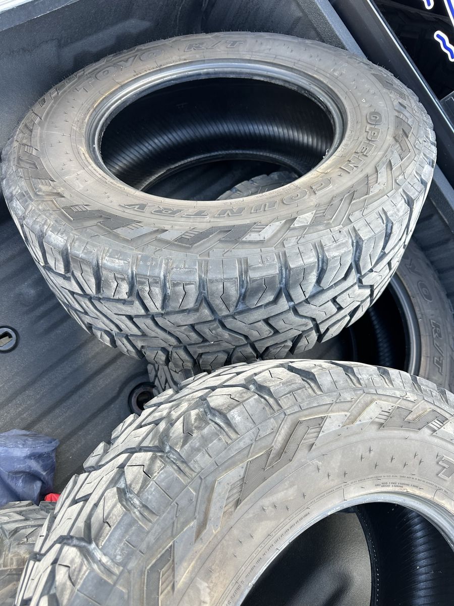 Toyo open country R/T tires
