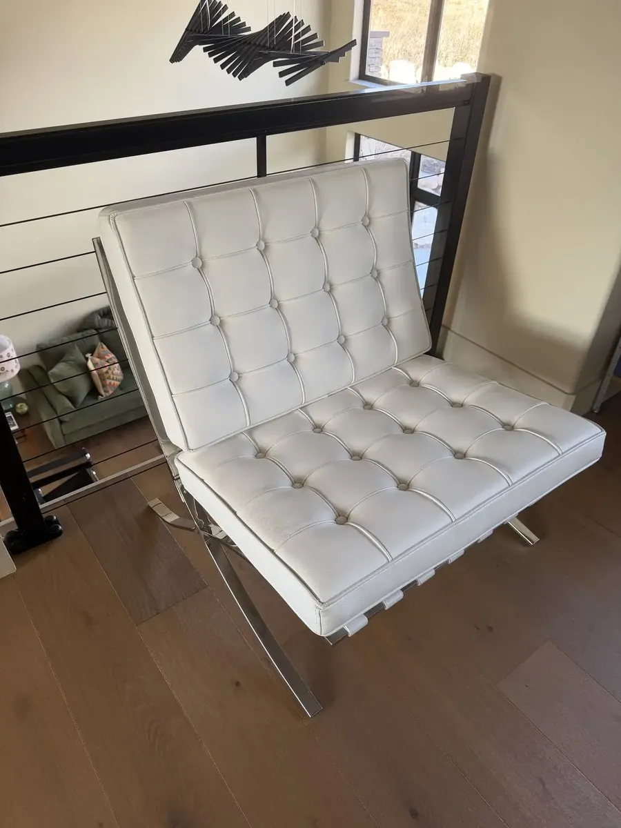 Knoll Barcelona Chair