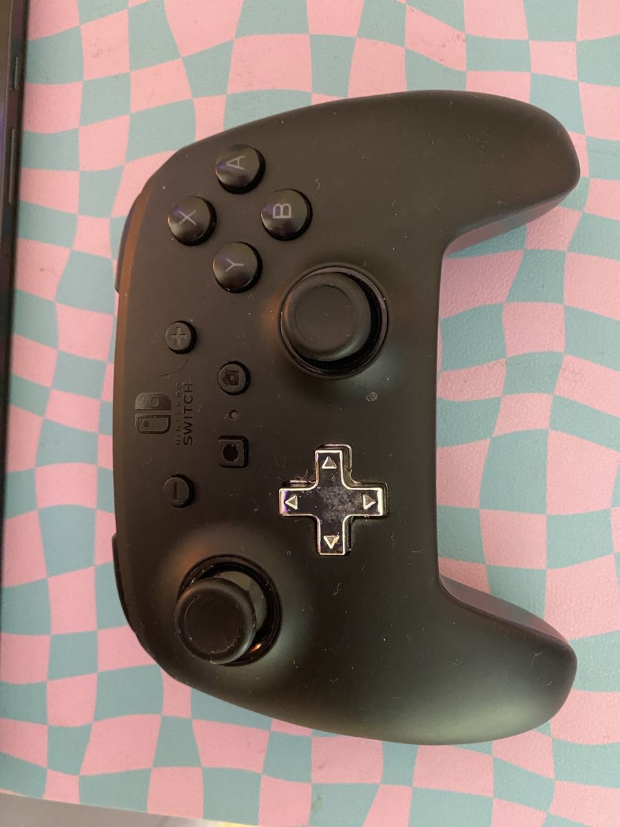 Nintendo Switch Pro Controller