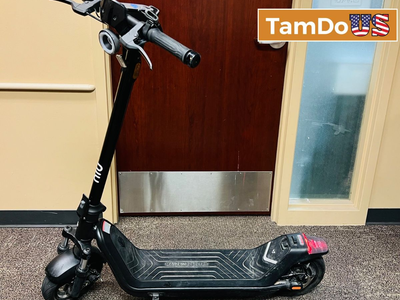 NIU KQi 300P Foldable Electric Kick Scooter, 30mi Range,