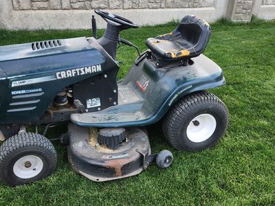 Craftsman Riding Lawn Mower