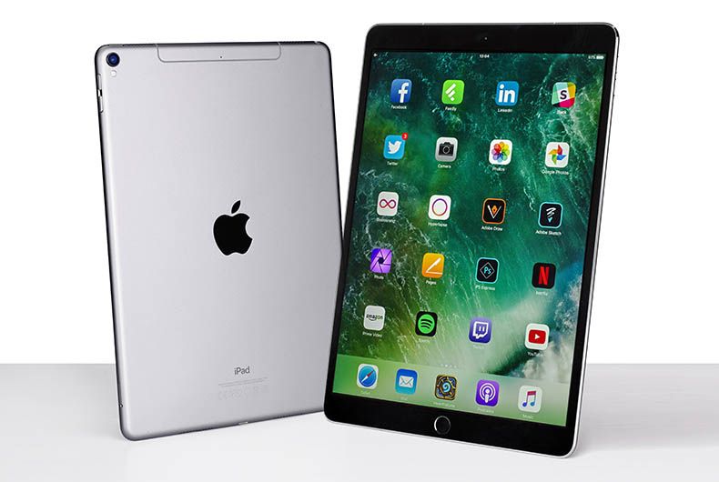 Apple iPad Pro 10.5” with Apple Pencil