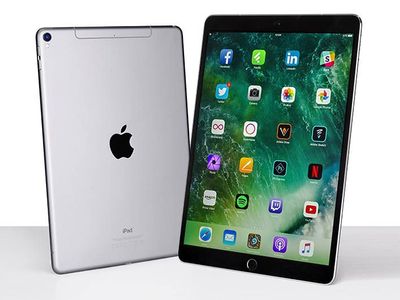 Apple iPad Pro 10.5” with Apple Pencil