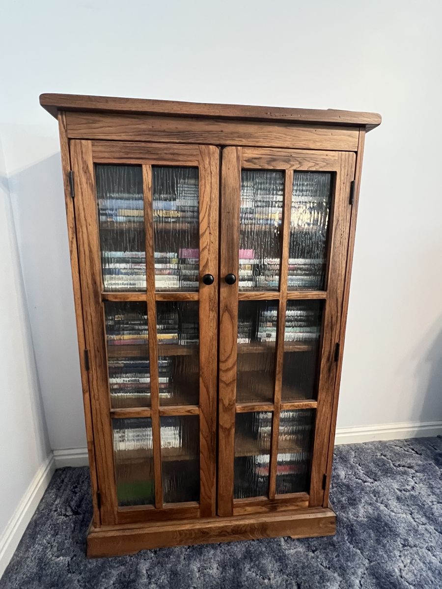Cabinet for Movies, Games and Music