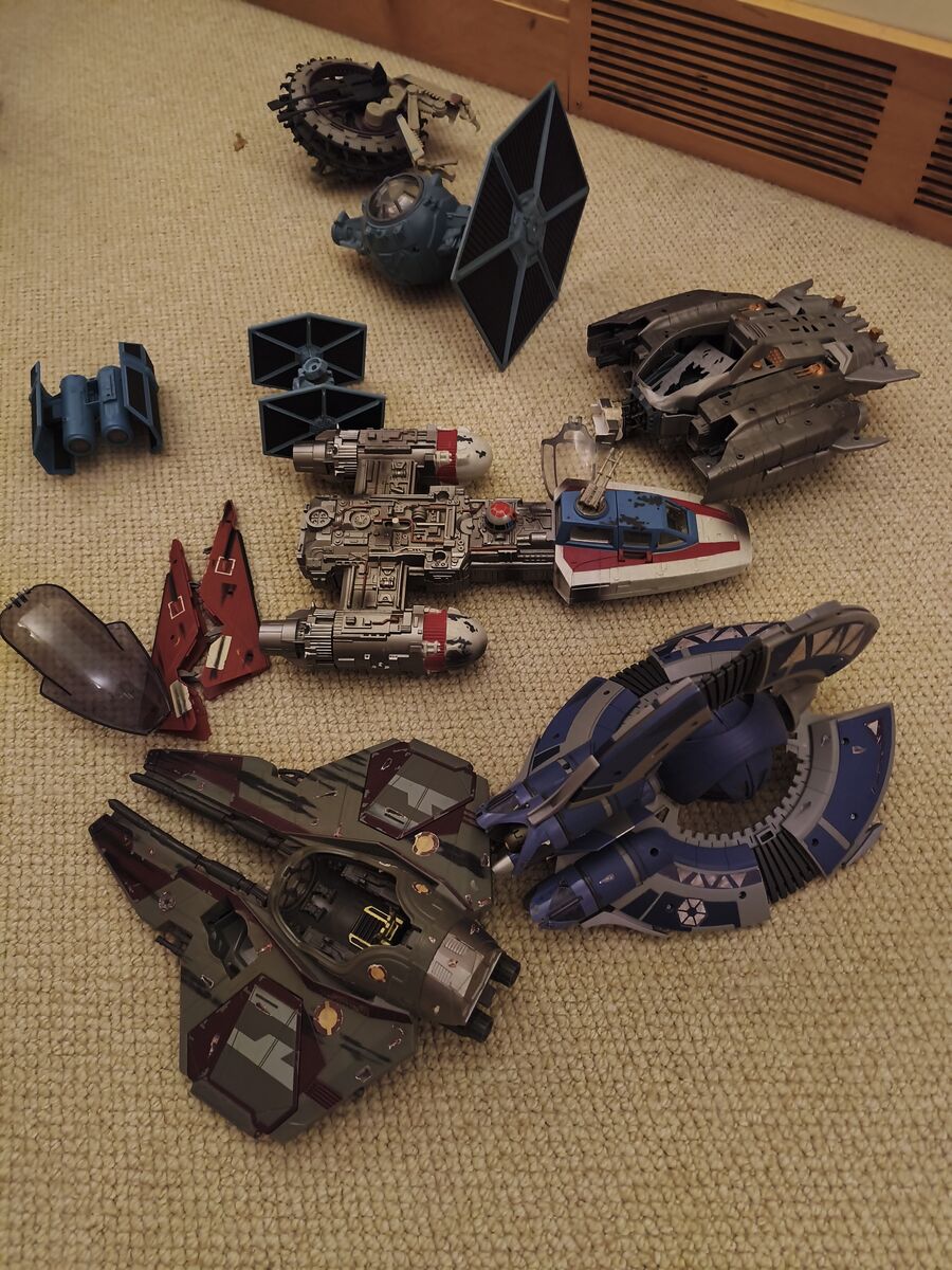 Star Wars and Transformers spaceships