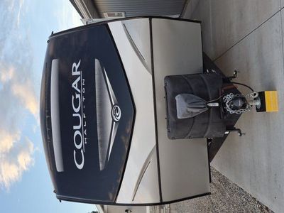 2021 Keystone Cougar Half-Ton D5DBSWE