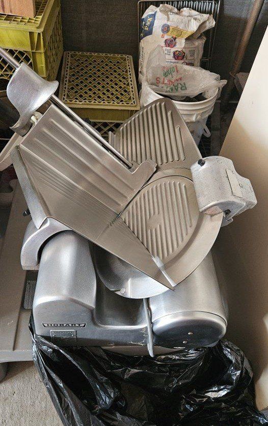 Hobart 1612E Commercial Meat Slicer Heavy Duty Food Slicer
