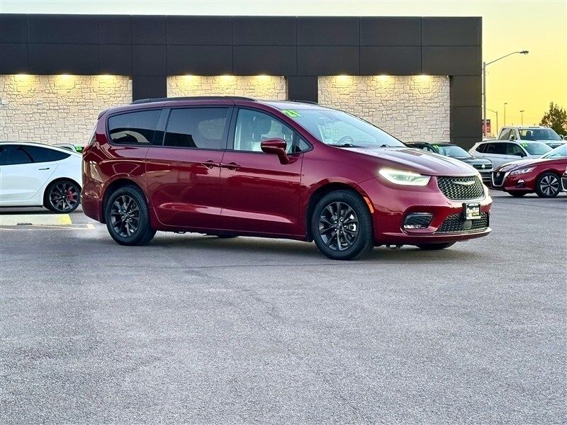 2021 Chrysler Pacifica Touring L